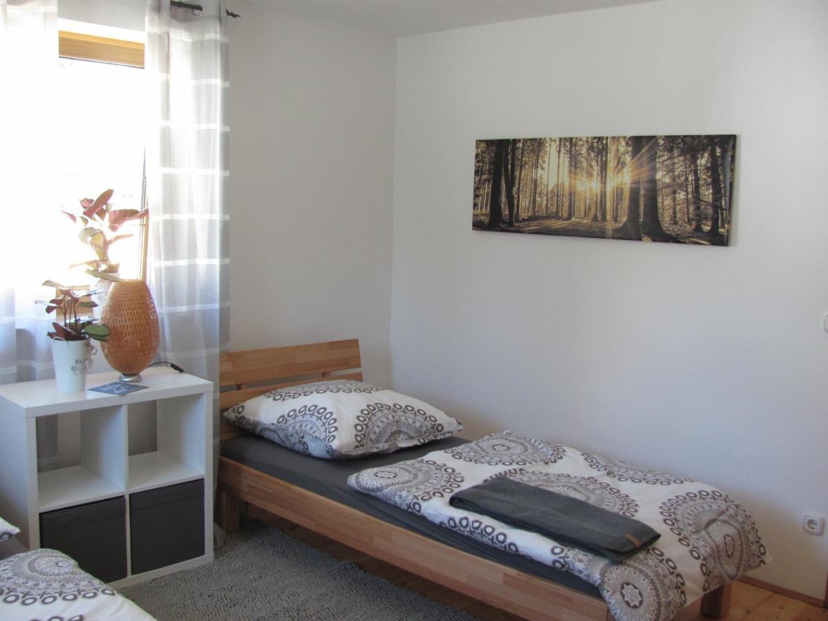 #7 Ferienhaus Mit Schlossblick Trunkelsberg Fuer Max 6 Personen,Kueche Komplett Eingerichtet, 2 Baeder 3 Schlafzimmer Top-Ausstattung Екстериор снимка